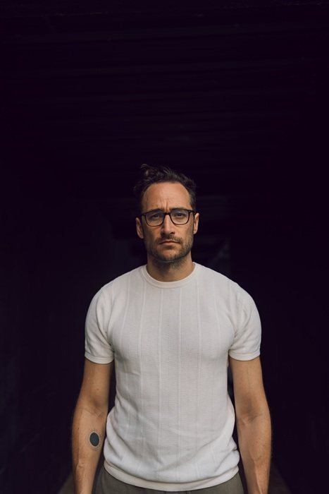 You already know if he's serious: You already know if he's serious. Jan-Willem van der Heiden, relationship coach